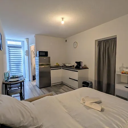 Centre Proche Gare Apartment *